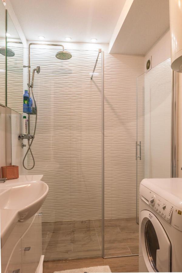 Apartman Jana Биелина Екстериор снимка