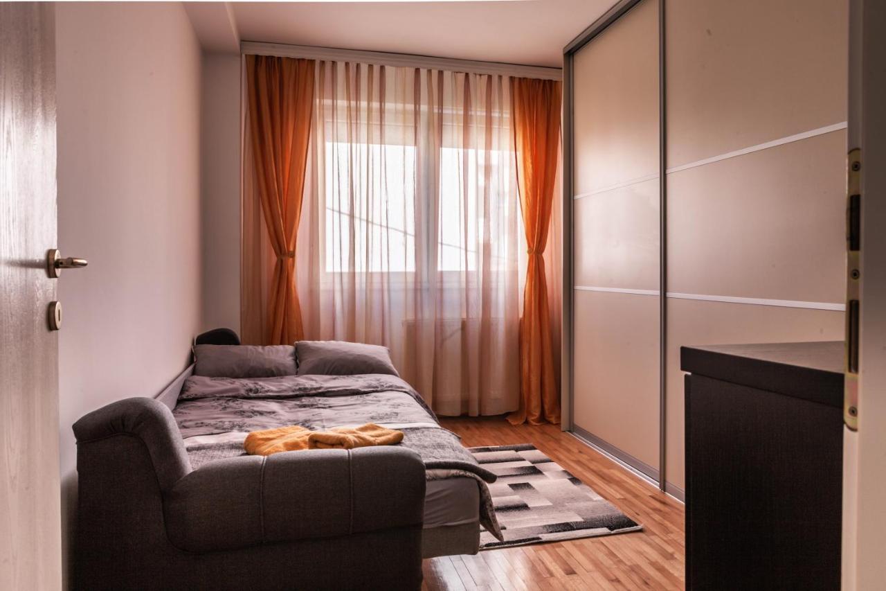 Apartman Jana Биелина Екстериор снимка